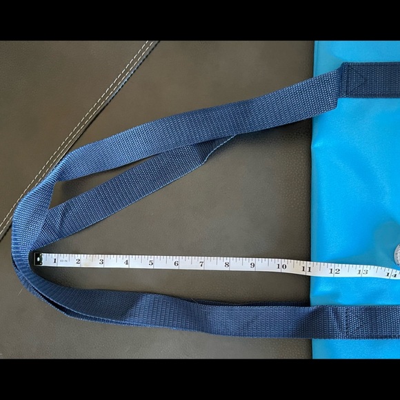 DSW Large Two Tone Blue Tote with Interesting Pockets - Picture 9 of 12